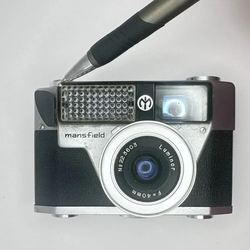 Vintage Mansfield Skylark 35mm Film Viewfinder Camera – Untested